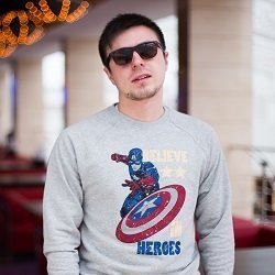 — Проект Otyken никогда не вызывал у меня большой симпатии, возможно, потому что мне нравятся более живые, органичные музыкальные проекты, — говорит продюсер казанского лейбла Yummy Music Ильяс Гафаров. — Например, «Чалама», «Треугольный сон», лейбл Ored Recordings и многие другие российские музыканты очень бережно и деликатно транслируют этно-музыку, опираясь на живое звучание.