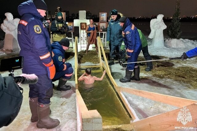    Фото: ГУ МЧС по Новосибирской области/ Пресс-служба