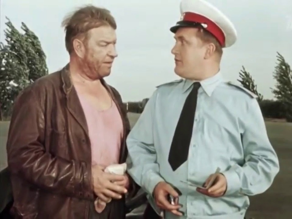- И кандидатам наук пробиваю! Умнеют!
