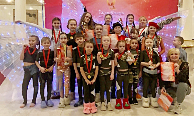 
Участники цирковой детской студии «Арлекин» в Петербурге