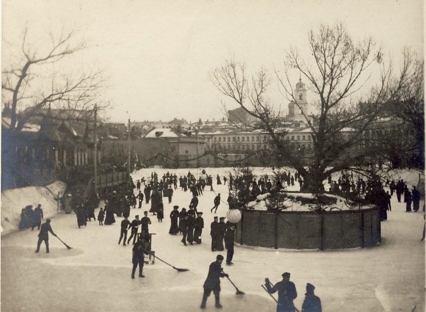 Тот самый каток на Петровке