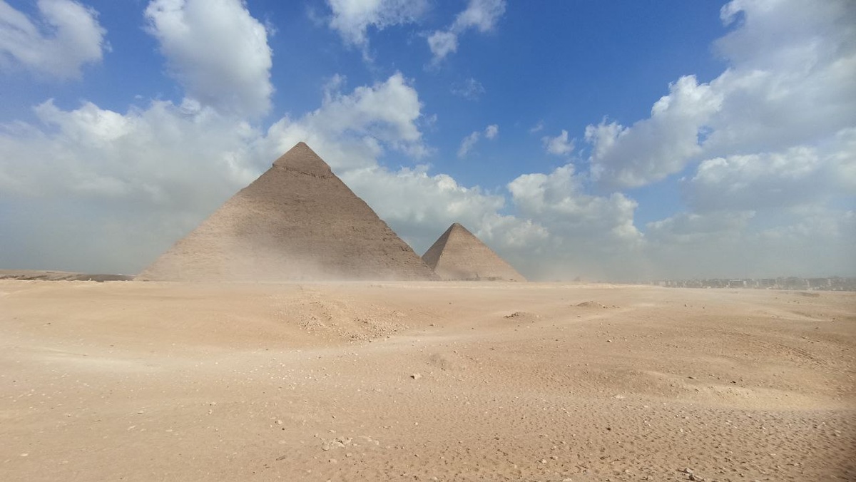 Великие пирамиды Гизы