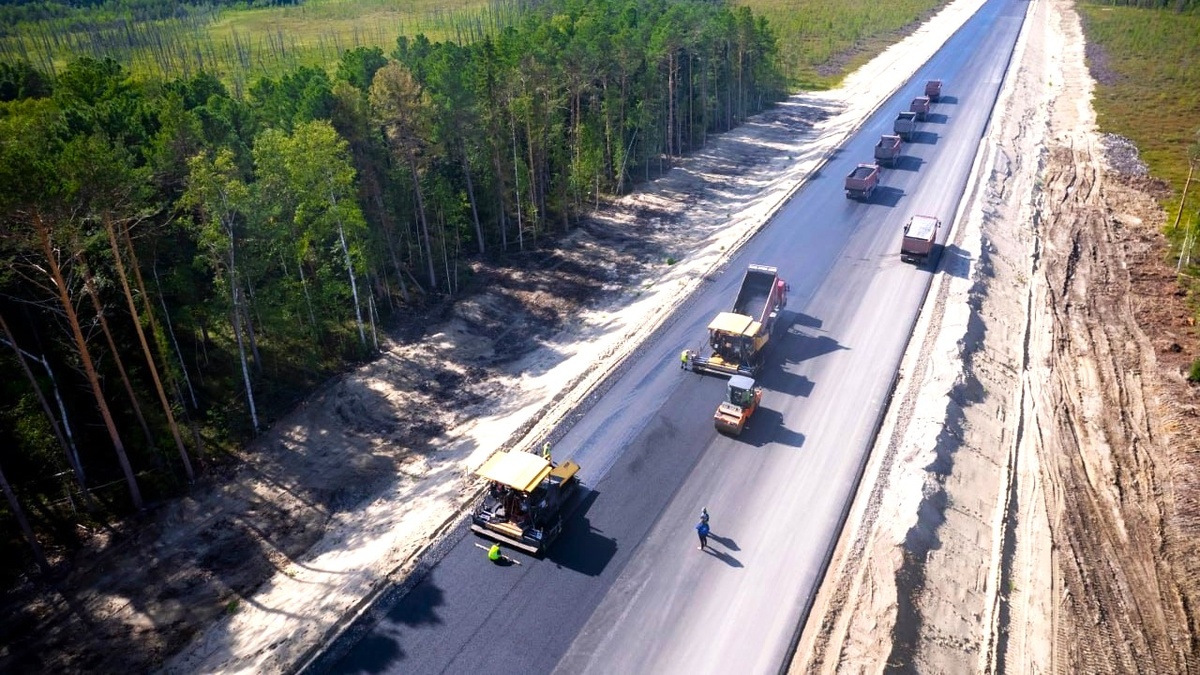    За 6 лет в Югре было построено и обновлено 1127 км дорог