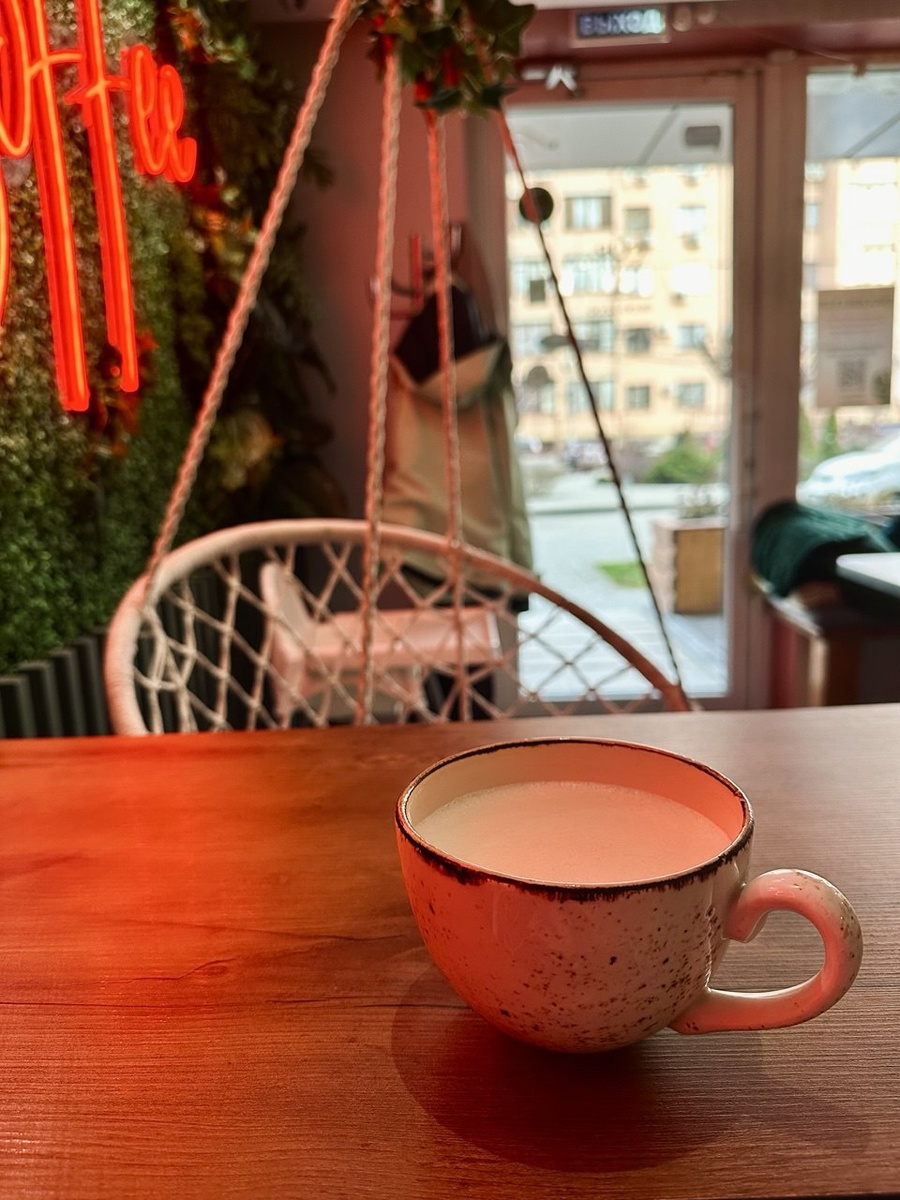 Фото автора. Утренний кадр сделанный в 4 часа дня😬