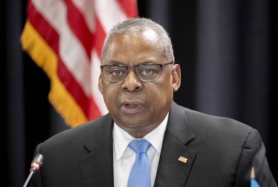    Ллойд Остин