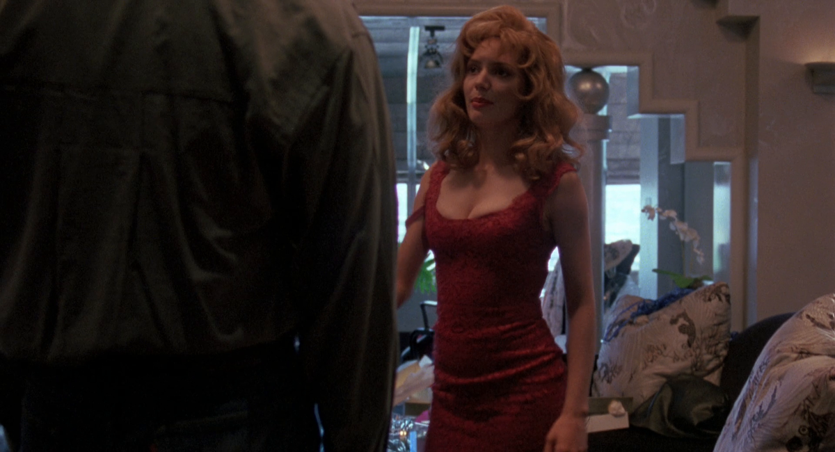 Пролистните изображение, чтобы увидеть следующий кадр из фильма «Убе меня снова» (1989)