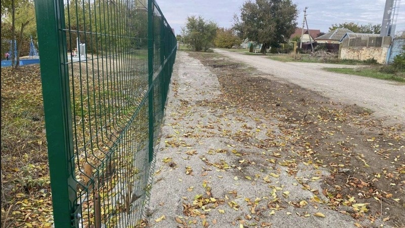    Ограда кладбища Фото: администрация Кировского округа