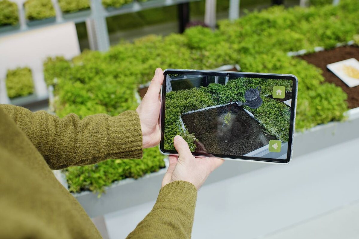 Сегодня всё большее значение обретает отраслевая наука. Без которой динамичное развитие практически невозможно, а в некоторых областях и вовсе исключено. Для кого-то это направление становится призванием и смыслом жизни.