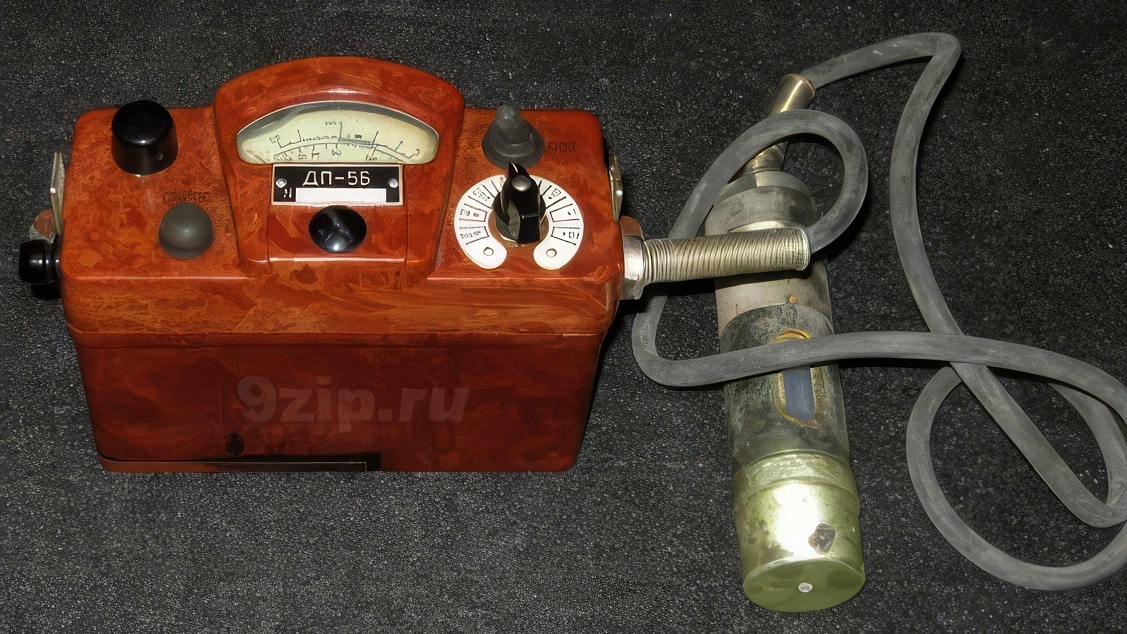 Рентгенометр дозиметр ДП-5, весьма распространенный в гражданской сфере в советское время