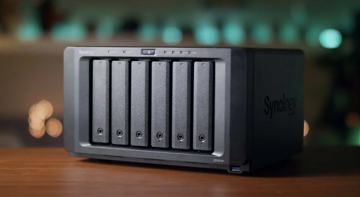 NAS от Synology.
