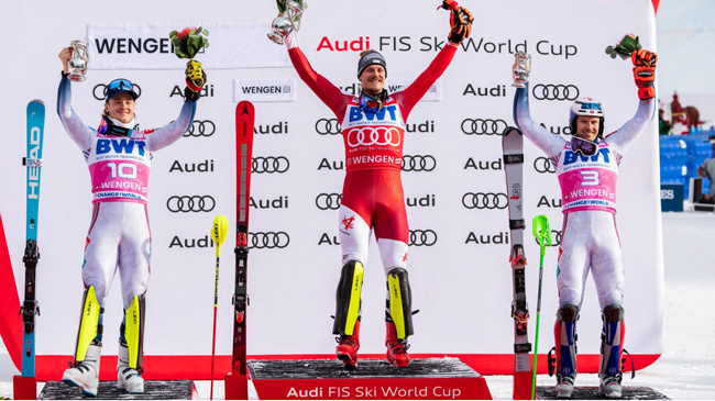 Таким был подиум в Венгене год назад

