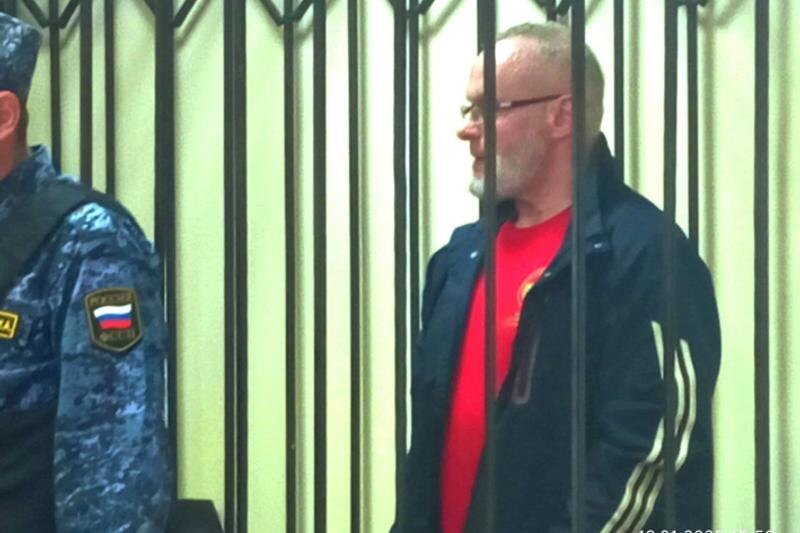    Свердловский областной суд / Овчина утверждает, что он не убивал