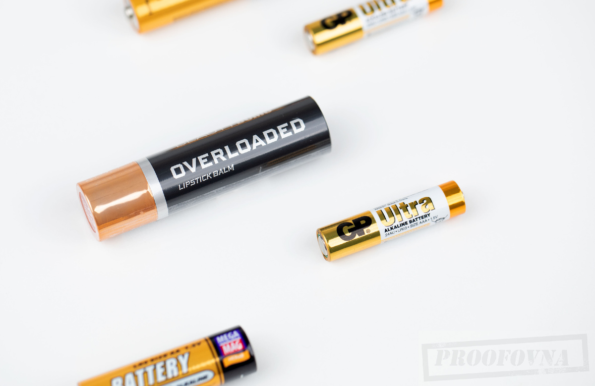 Помада-бальзам для губ Cyberbomb Overloaded BEAUTY BOMB