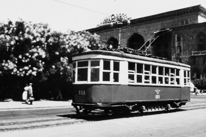 Таким был в те годы трамвай на маршруте №2