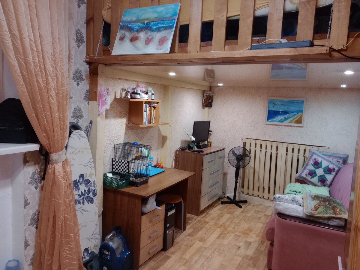 Комната в коммуналке