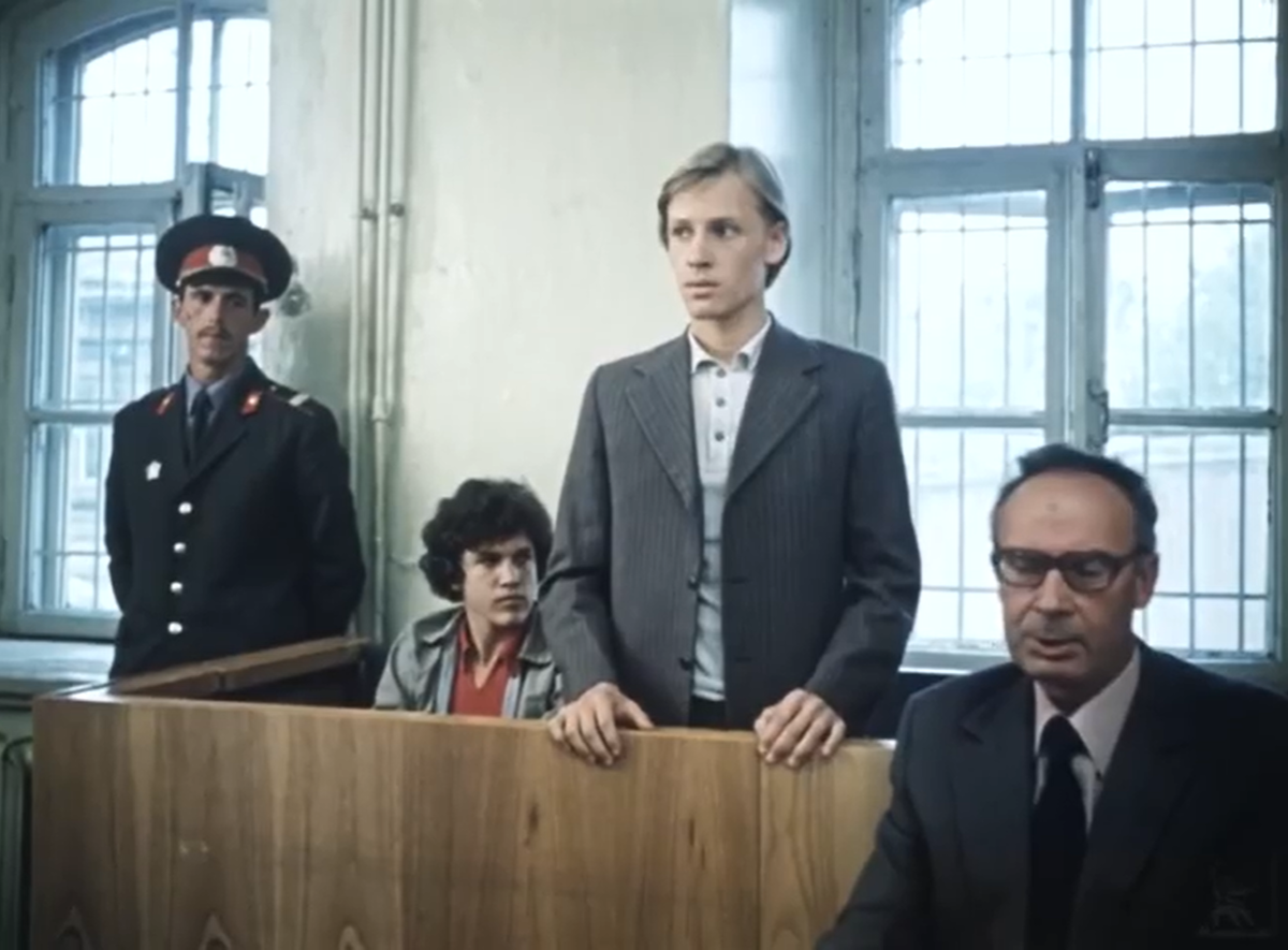 Кадр из кинофильма "Охота на лис", 1980 г., режиссер Вадим Абдрашитов, сценарист Александр Миндадзе, композитор Эдуард Артемьев (скриншот) 