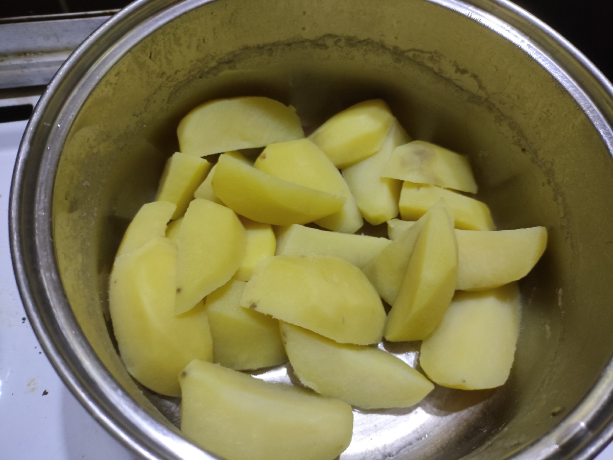 И горячая картошечка