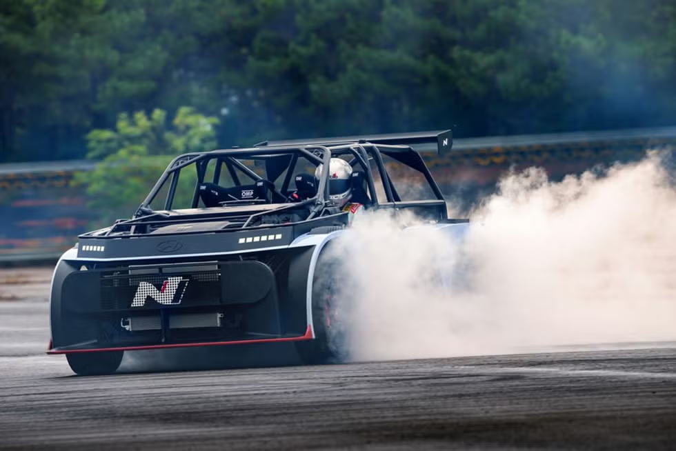 Источник : caranddriver