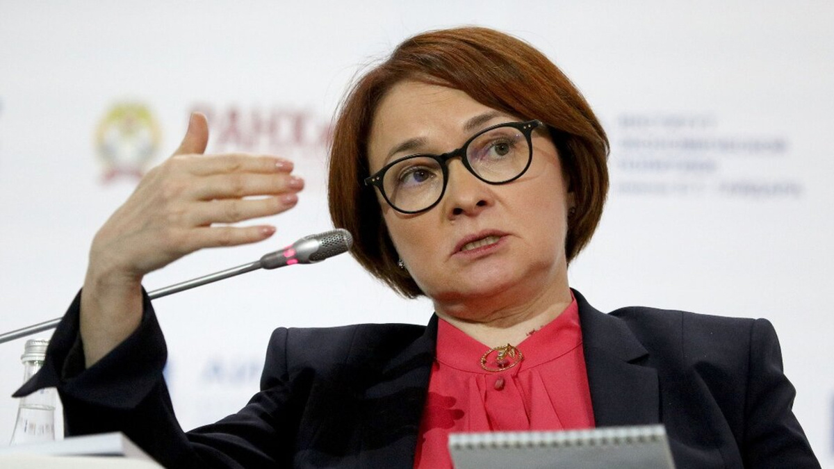 Россияне столкнулись с блокировками переводов на собственные счета в других банках