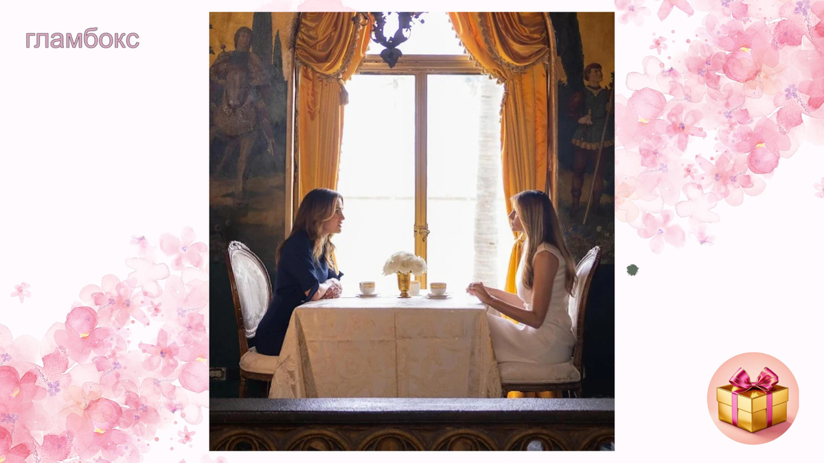 16 января 2025 года королева Иордании Рания (слева) встретилась с Меланией Трамп (справа)