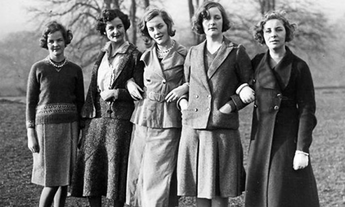 Пять сестер Митфорд, Юнити вторая справа. Фотография: Pictorial Press Ltd/Alamy