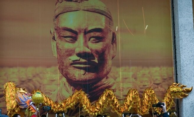 Основоположника китайского Нового года вспоминают на каждом празднике