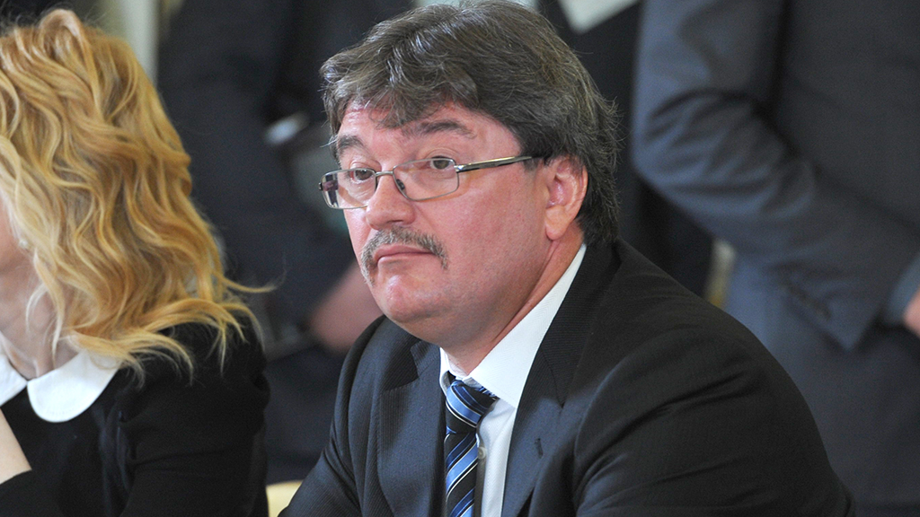 Писатель Андрей Константинов 