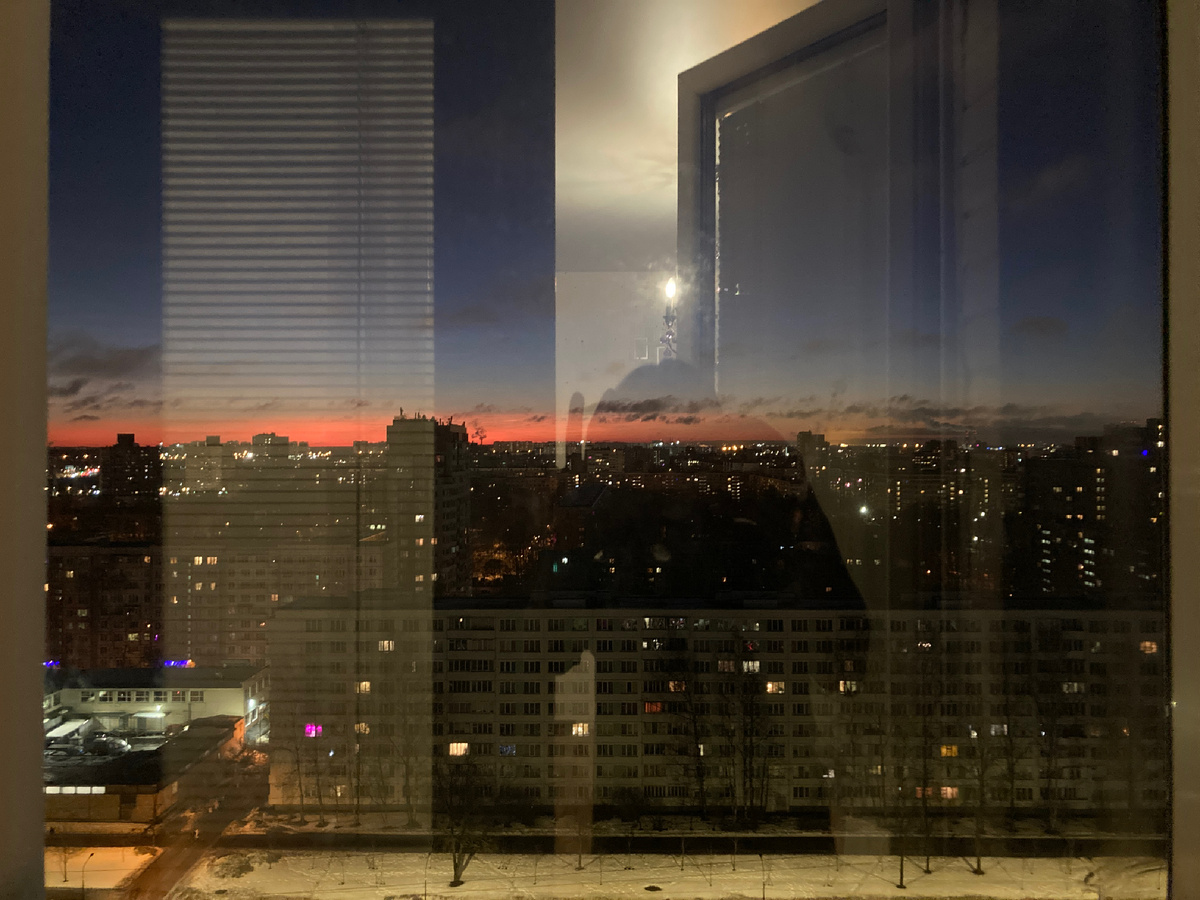 Питер на прощанье одарил меня рассветом