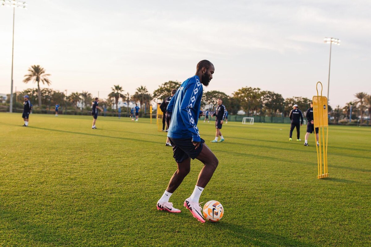 Николя Нгамалё