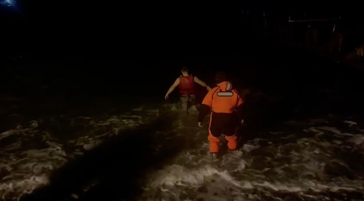 Публикуются даже официальные видео праздничного мероприятия