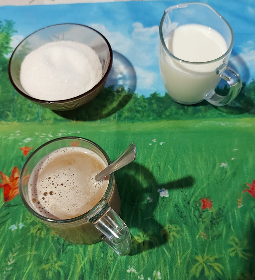 Употребление кофе без добавок на 10% снижает риск развития сахарного диабета 2 типа.