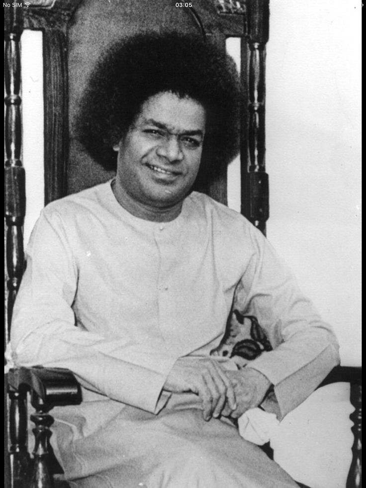 Сатья Саи Баба - индийский святой и чудотворец