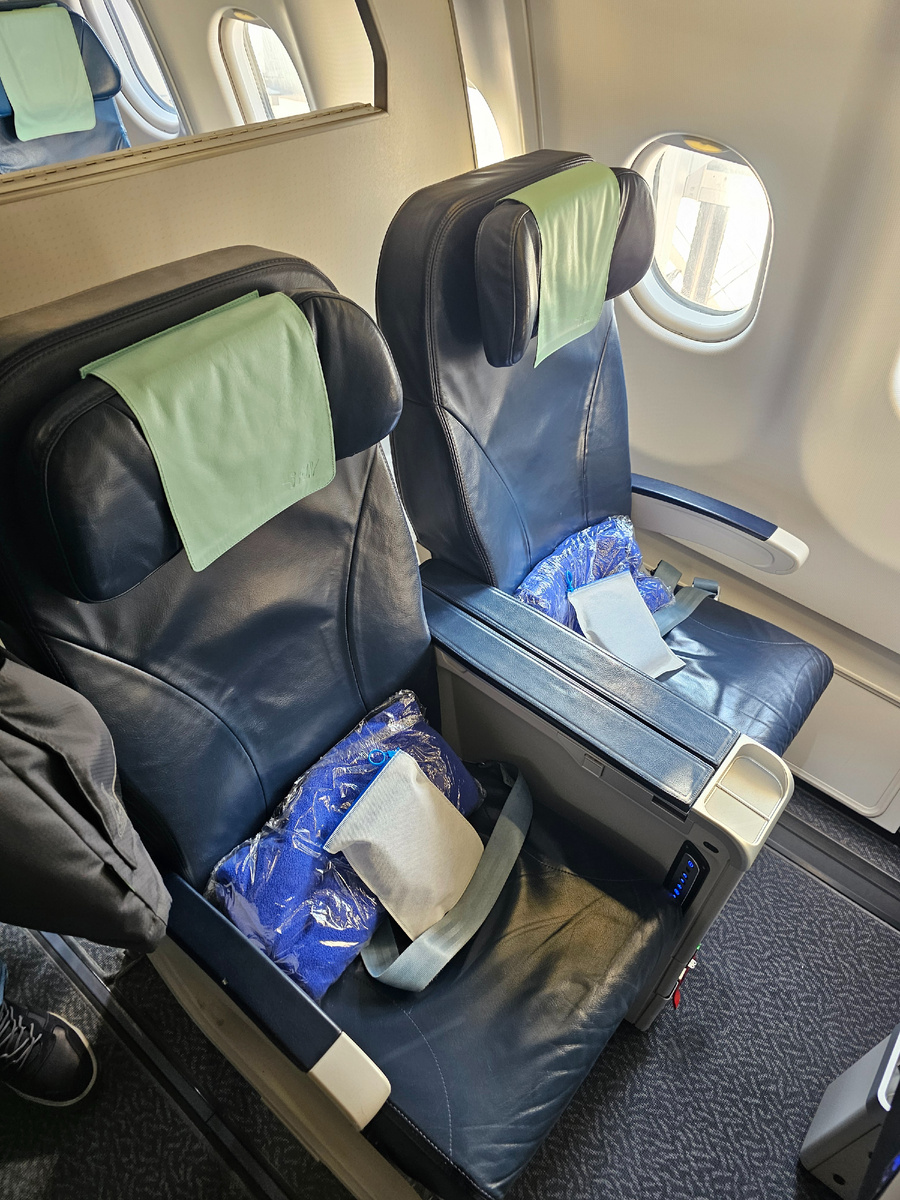 Фото 1 - Кресла в классе "Комфорт" 