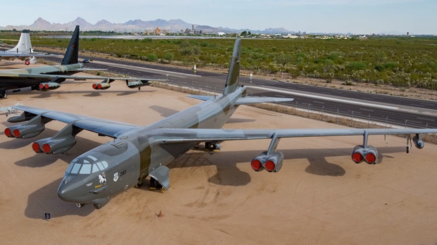 Бомбардировщик B-52G Stratofortress