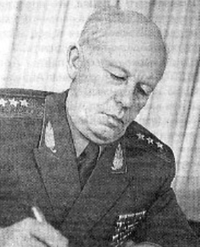 Меримский Виктор Аркадьевич (15 февраля 1919 — 6 мая 2003, Москва) — советский военачальник, генерал-полковник (25.04.1975). Участник Советско-финской войны, Великой Отечественной войны и Афганской войны. Заместитель Главнокомандующего Сухопутными войсками по боевой подготовке — начальник Главного управления боевой подготовки Сухопутных войск (1985—1988)
