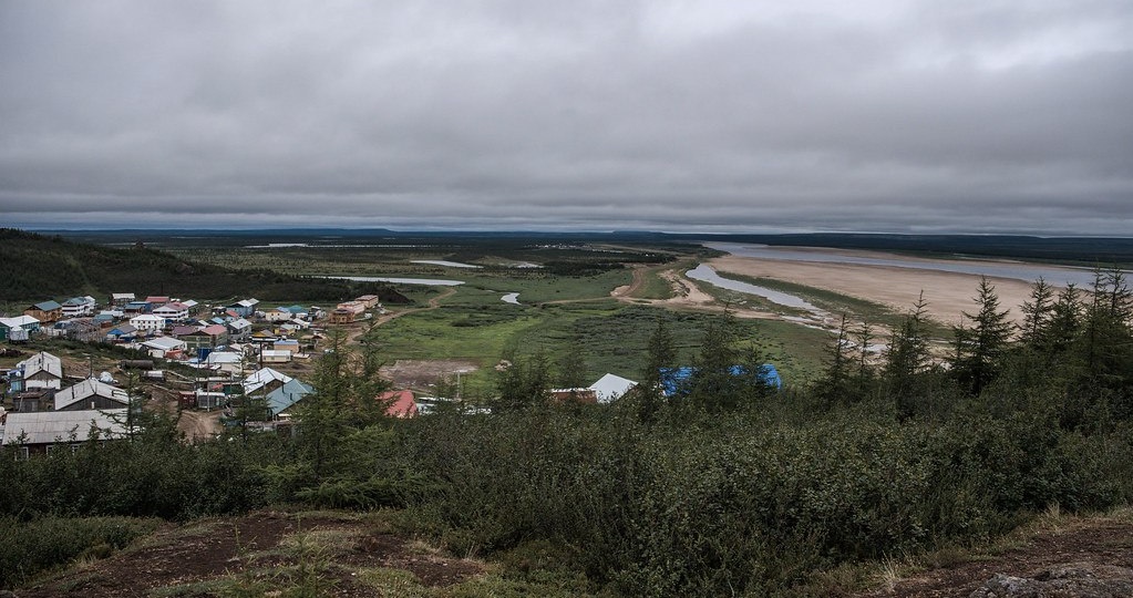 Саскылах - уютный островок цивилизации, затерянный в тундре на Анабаре.