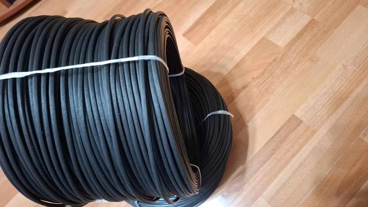 Вот такой чёрный ротанг пришел