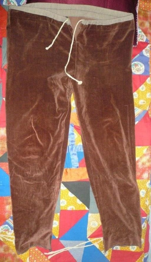 Плисовые штаны. с. Н. Катарач Талицкого района Свердловской обл.