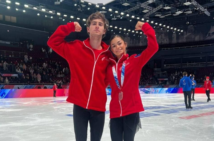 Марк Кондратюк и Аделия Петросян. Фото: соцсети