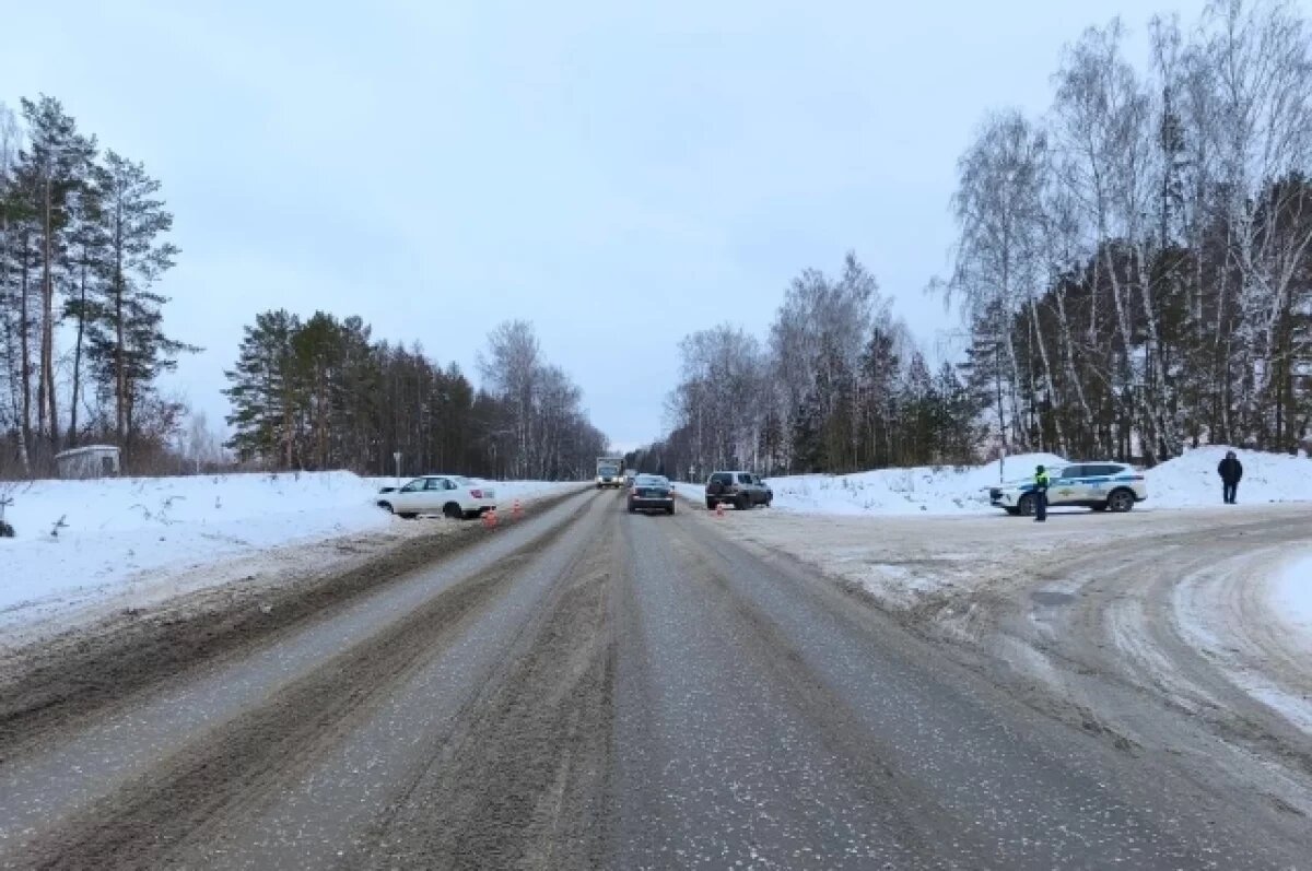    Три ребёнка и двое взрослых пострадали в ДТП на трассе Ижевск – Сарапул