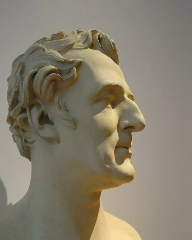 В древние времена у женщин был ажиотаж на мужчин с большими носами 