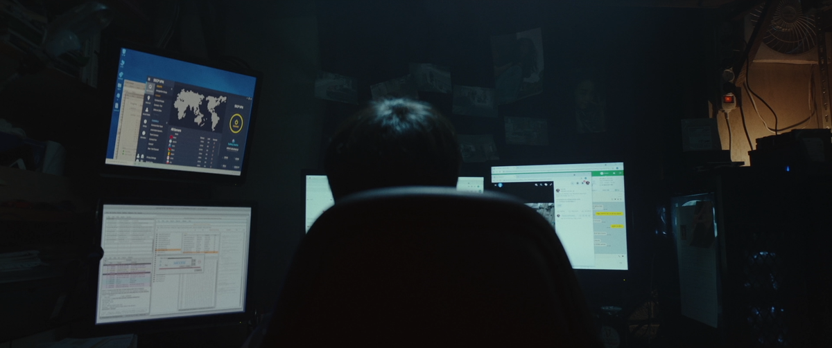 Продвинутый пользователь маньяк. Тут и про расценки на ваши персональные данные.