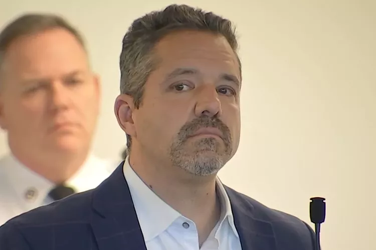 Деррик Тодд