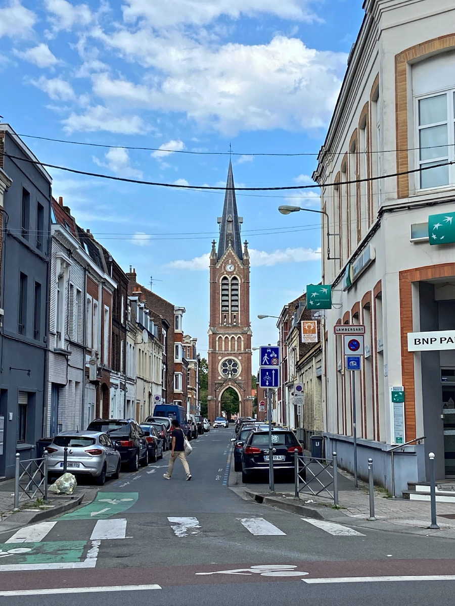 Одна из окраин Лилля. Фото автора 