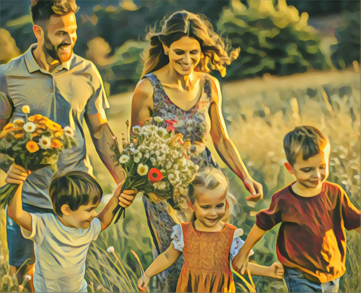 Кира с Андреем и детьми