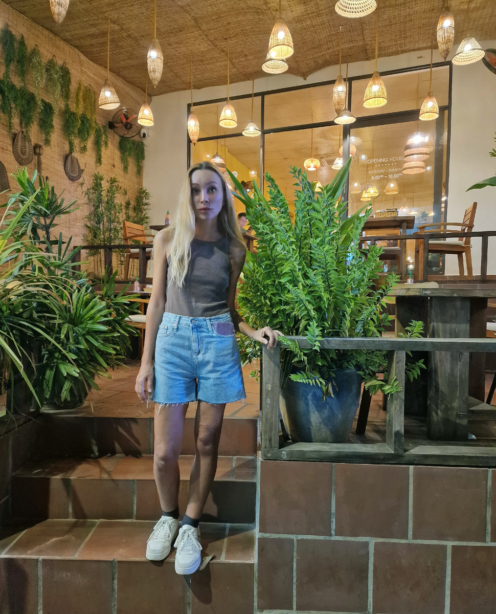 Вход в ресторан Sindbad