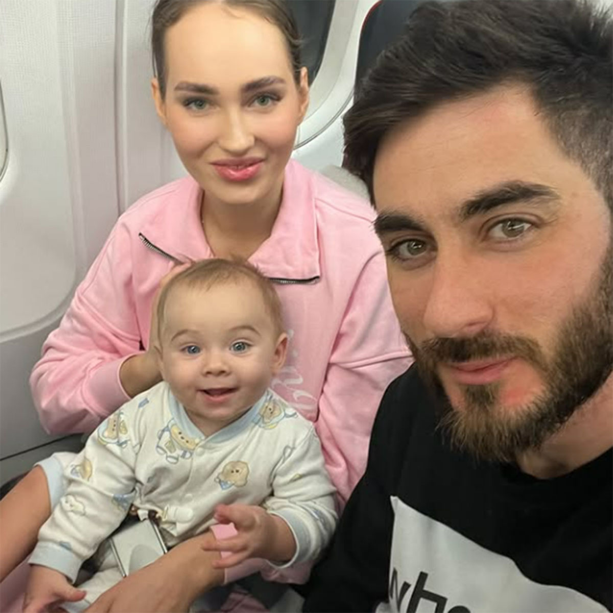 Вика Лысковец и Тигран Салибеков с сыном Леоном. Фото: соцсети Тиграна Салибекова