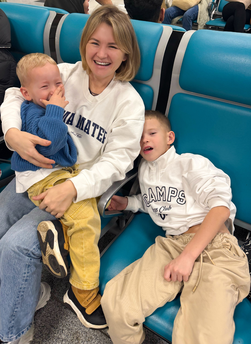 Это мы часов в 7 утра на посадке 