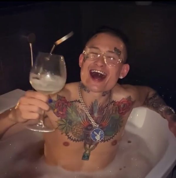 Моргенштерн* (Алишер Валеев*)