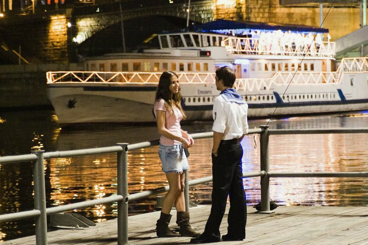 Кадр из фильма "ЖАRА" (2006)